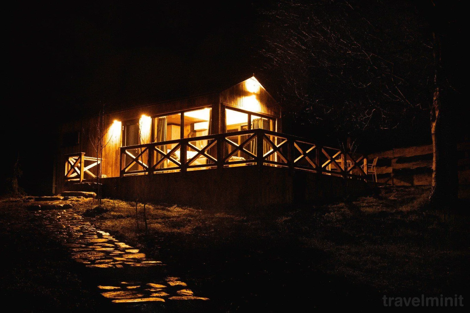 Căsuța de sub cireș Piatra-Neamț