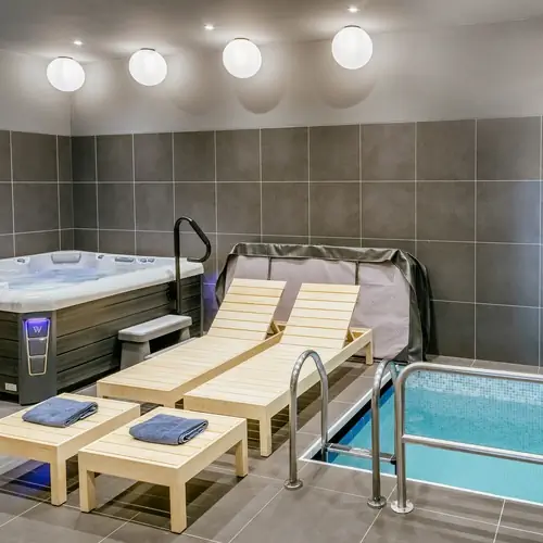 A sportcsarnokban tal&aacute;lhat&oacute; wellness r&eacute;szleg