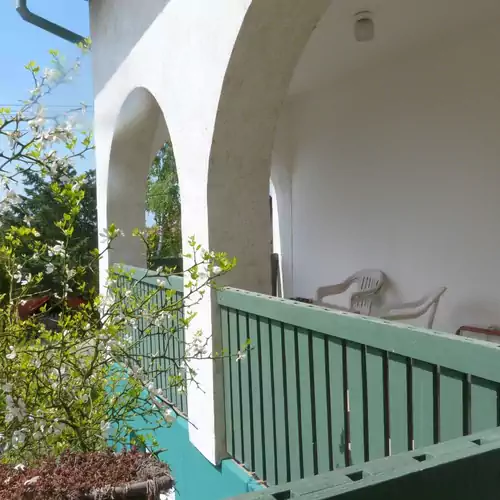 Labdarózsa Apartmanház Fonyód 005 kép