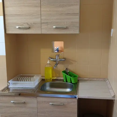 Konyha r&eacute;szlet mosogat&oacute; 