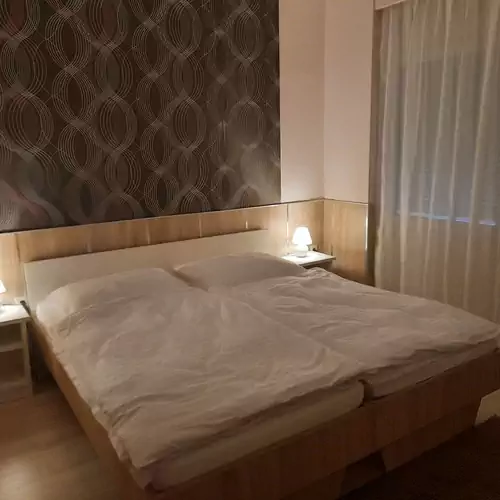 Fenyő Apartman Nagykáta 004 kép