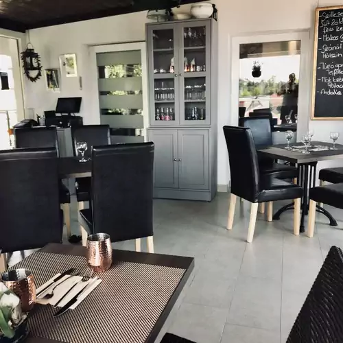 Picard Home & Gourmet Terrace Panzió és Étterem Balatonföldvár 009 kép