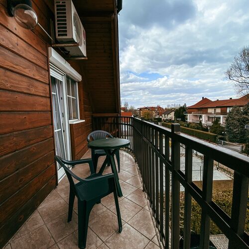 Casa Fiore Apartman Balatonlelle  4