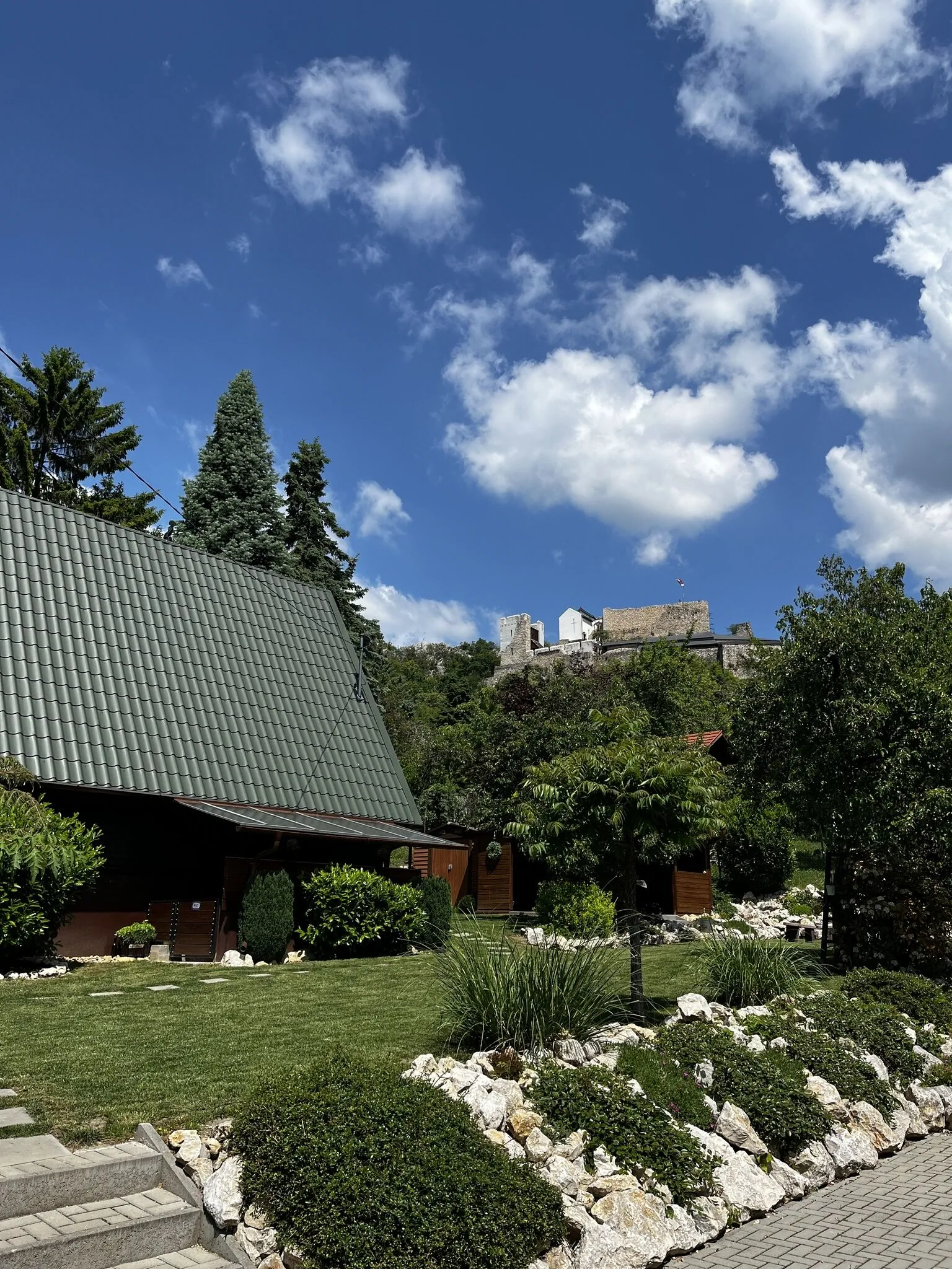 Hegyalja Vendégház Csókakő
