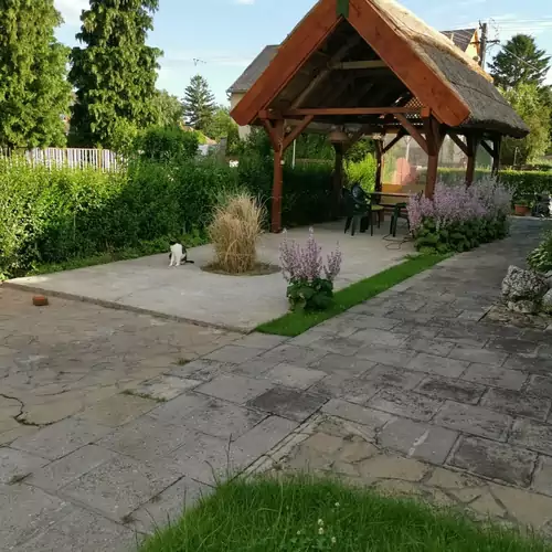Olga Nyaralóház Balatonmáriafürdő 004 kép