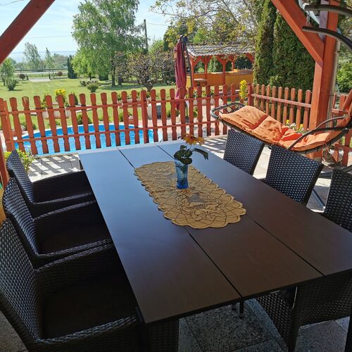 Hegyalja Apartmanház Balatongyörök  4