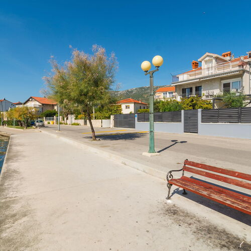 Apartman Kaštel Kamblelovac - CDM862  4