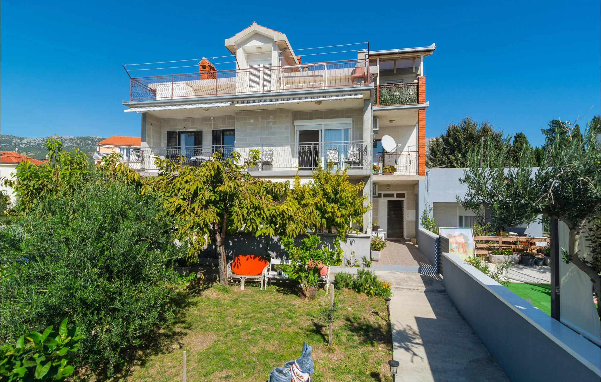 Apartman Kaštel Kamblelovac - CDM862