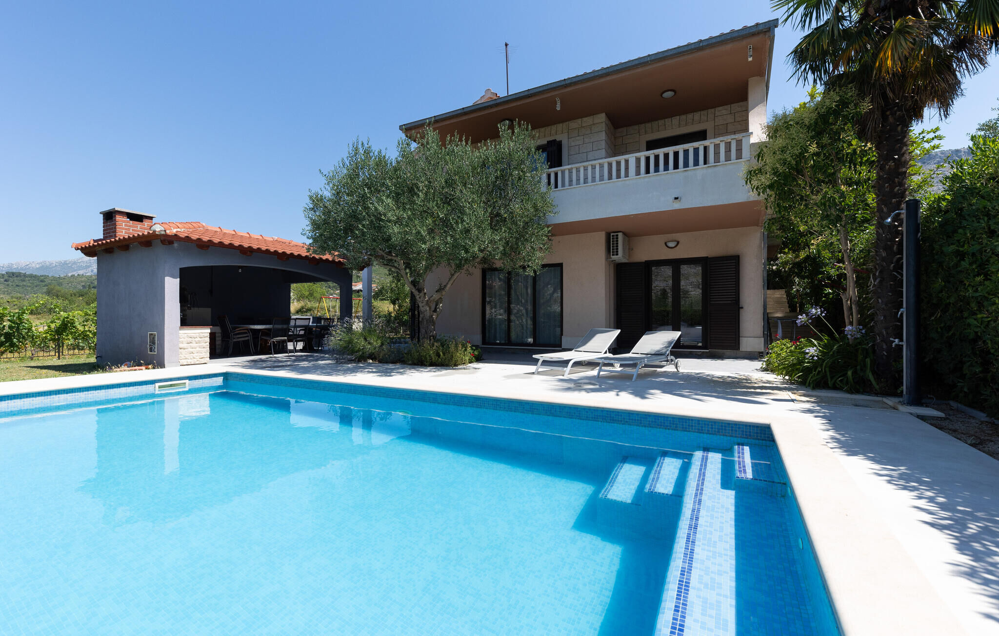 Vendégház Srinjine - CDE444