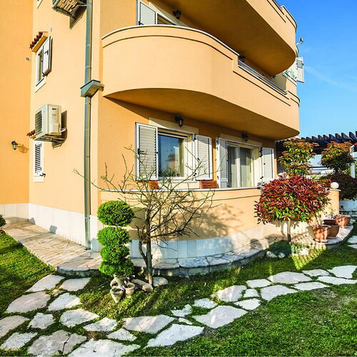 Apartman Kaštel Kamblelovac - CDF396  2