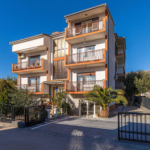 Apartman Kaštel Kamblelovac - CDF843  2