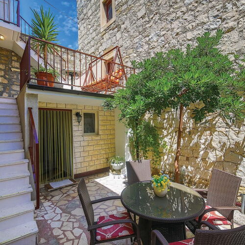 Apartman Kaštel Kamblelovac - CDE389  2
