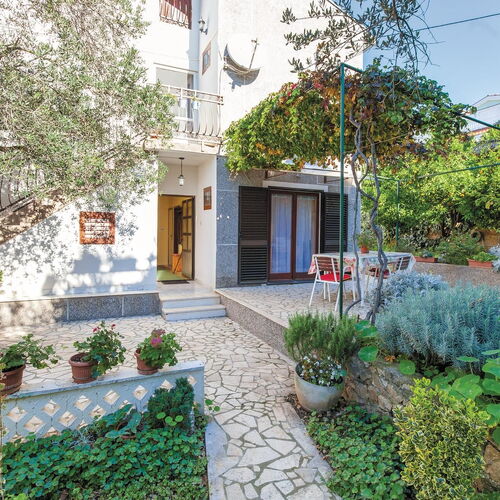 Apartman Okrug Gornji - CDE755  3