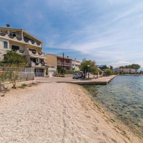 Apartman Kaštel Kamblelovac - CDF616  2