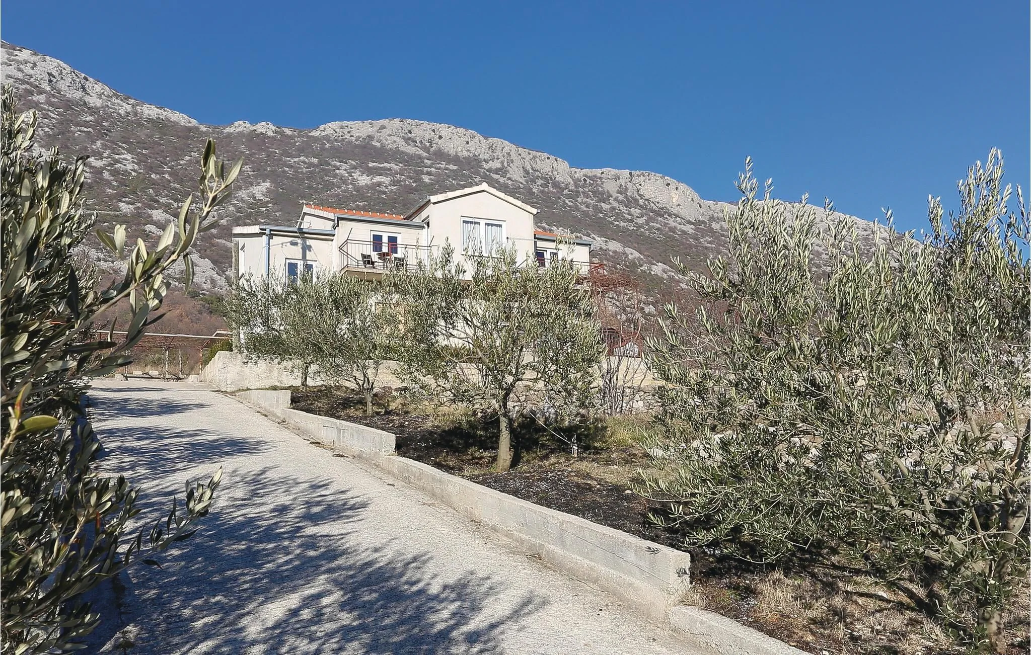 Apartman Gata - CDF507