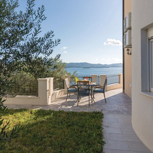 Apartman Komarna - CDR310  2