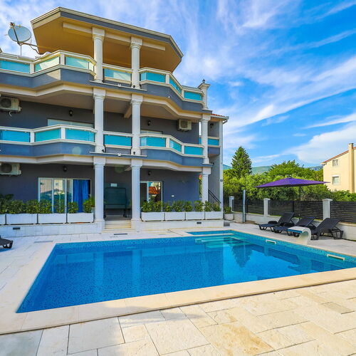 Apartman Kaštel Štafilić - CDF392  2