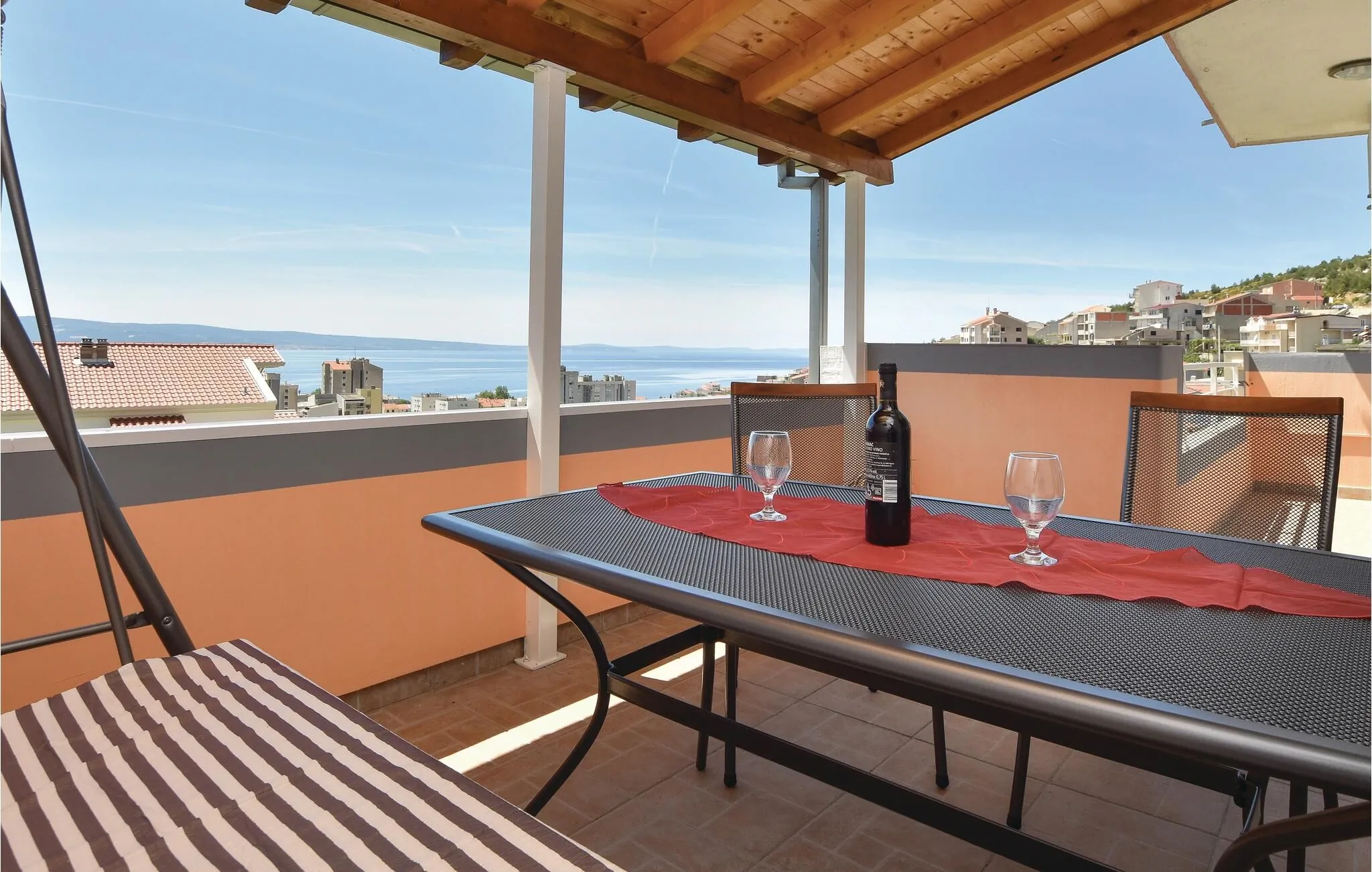 Apartman Dugi Rat - CDE296