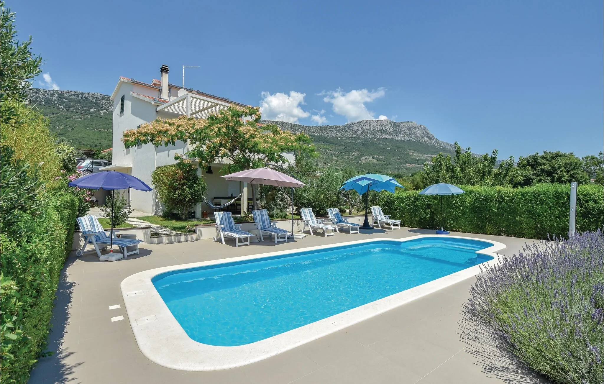 Apartman Kaštel Lukšić - CDE476