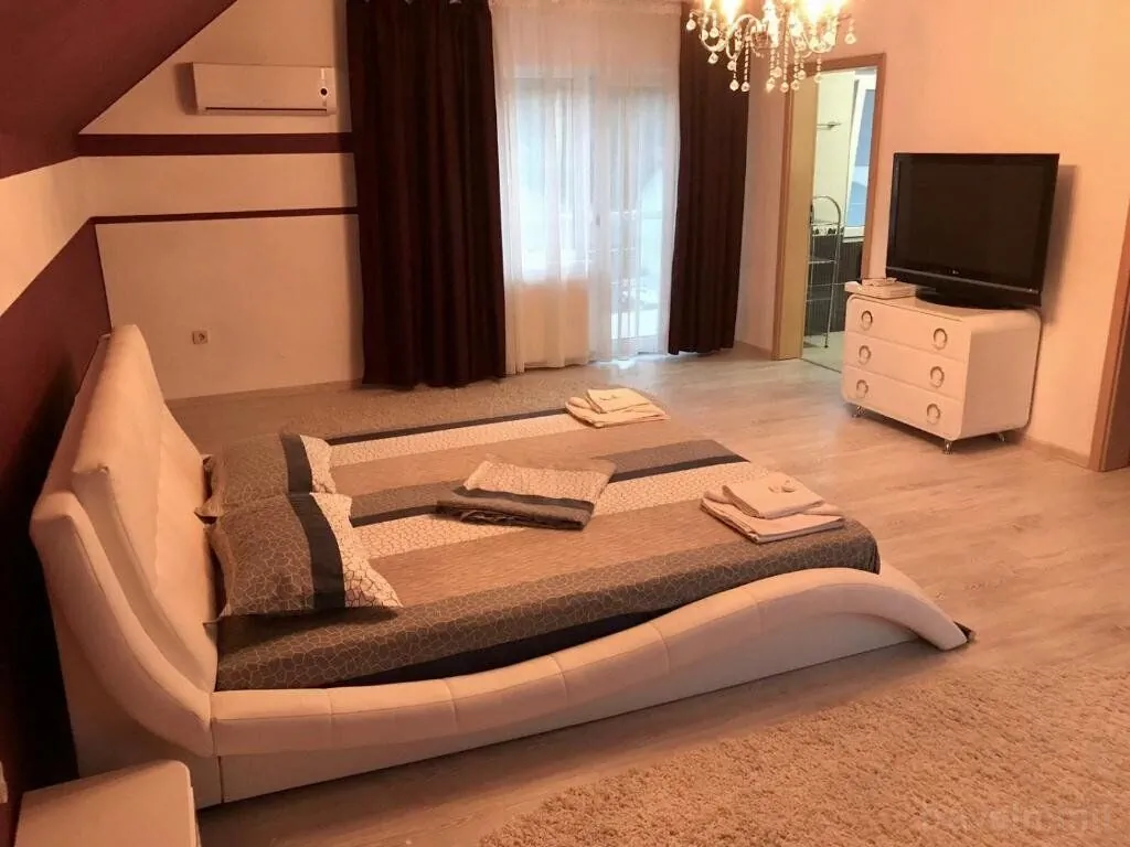 Pensiunea Casa din Padure Băile Herculane