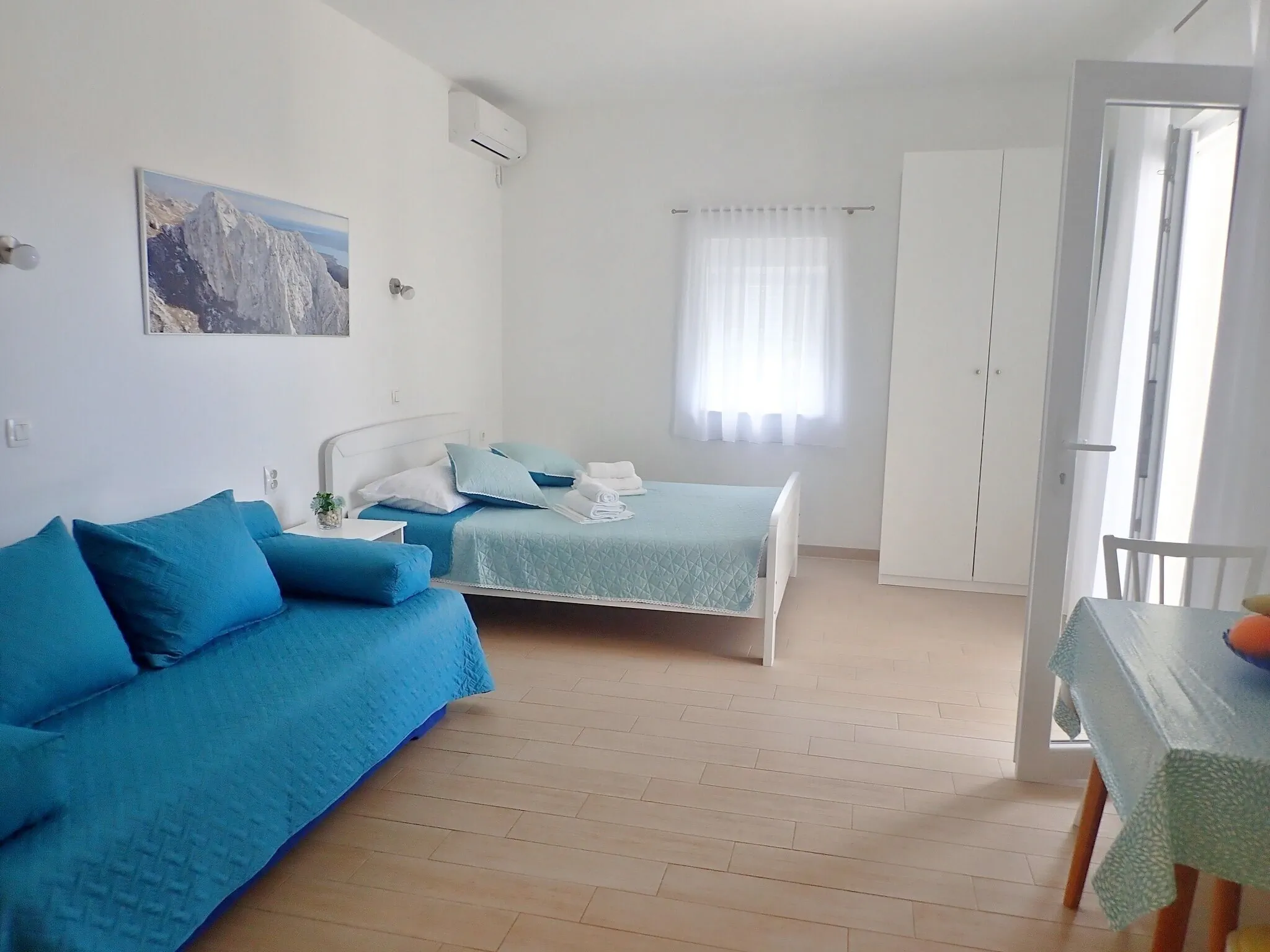 Apartmani Kiwi Starigrad