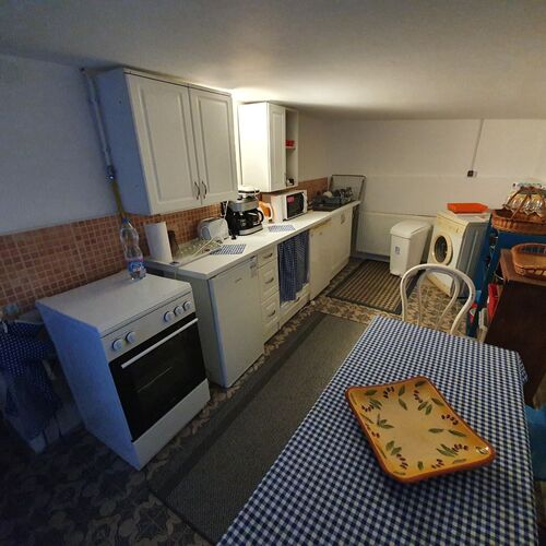 2.3. Apartman közös beltéri konyhája