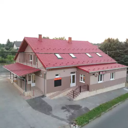 Gyöngy Apartman Kaposszekcső 004 kép