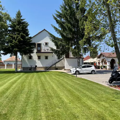 Kukorica Csárda Apartman Balatonújlak 007 kép