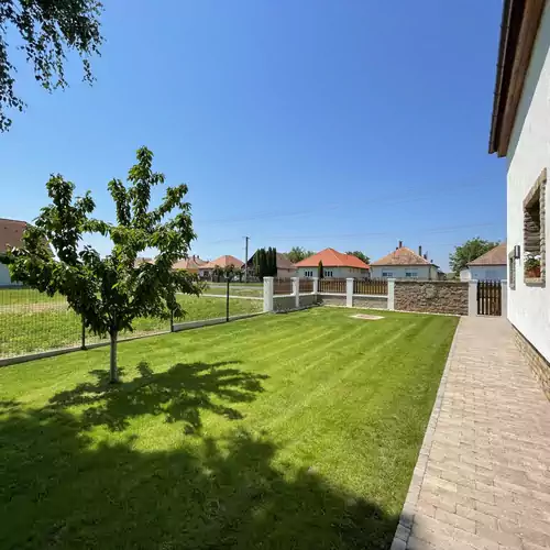 Kukorica Csárda Apartman Balatonújlak 016 kép