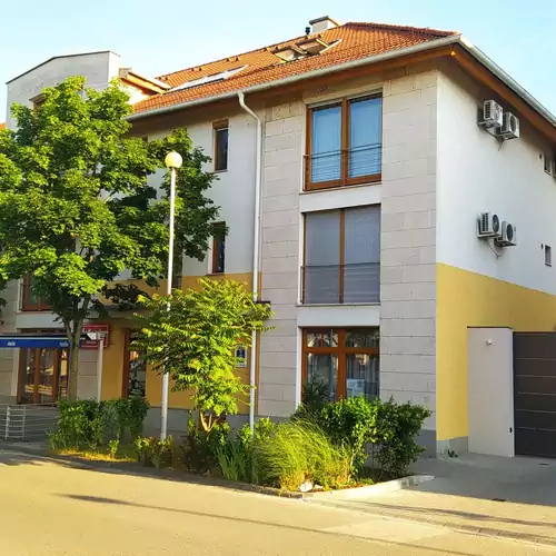 Belvárosi Tóth Apartman Baja 010 kép