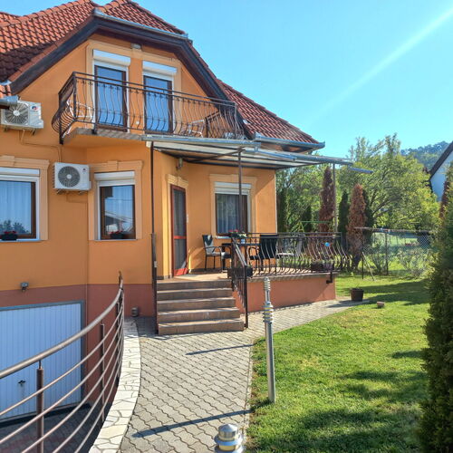 Napsugár Apartman Vonyarcvashegy  2
