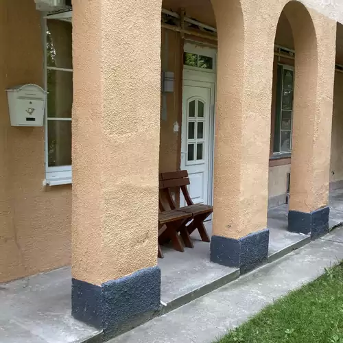 Roland Apartman Zugló 002 kép