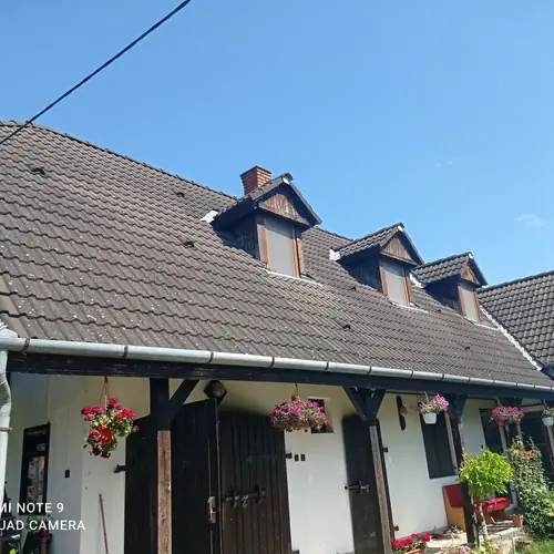 Apartman oldalr&oacute;l
