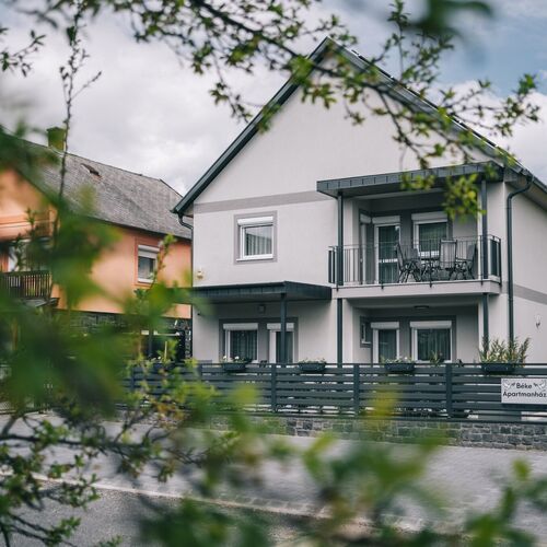 Béke Apartmanház Badacsonytomaj  2