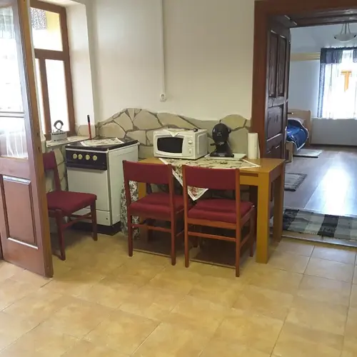 K&ouml;z&ouml;s konyha