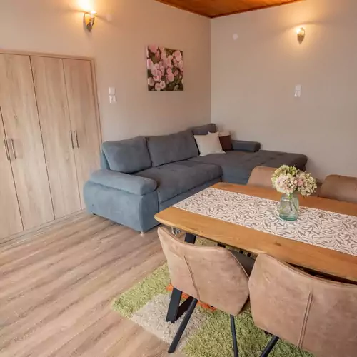 Százszorszép Sára Apartman Mezőkövesd 012 kép