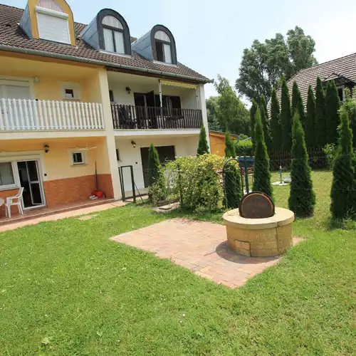 Fauszt Apartman Zamárdi 002 kép