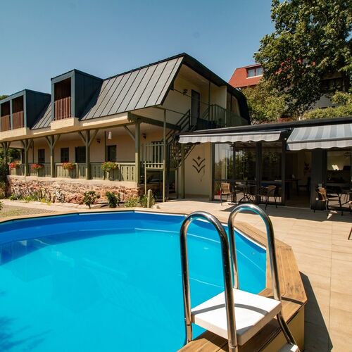 Villa Veronika Balatonalmdi 