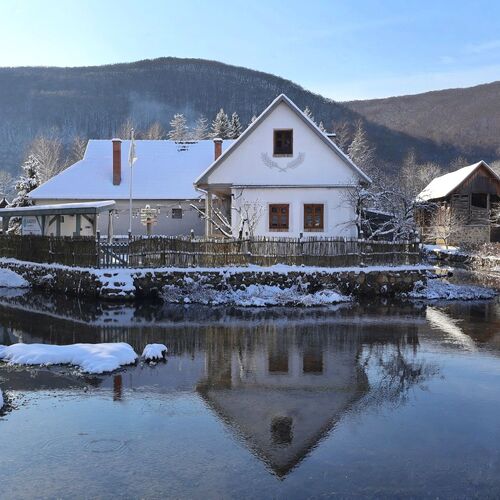 Kikötő Vendégház Jósvafő