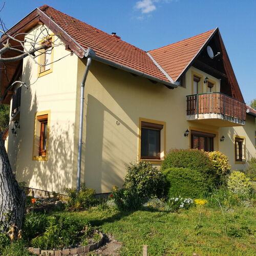 Napraforgó Apartman Gyenesdiás  4