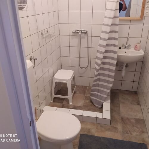 1-es apartman fürdőszoba