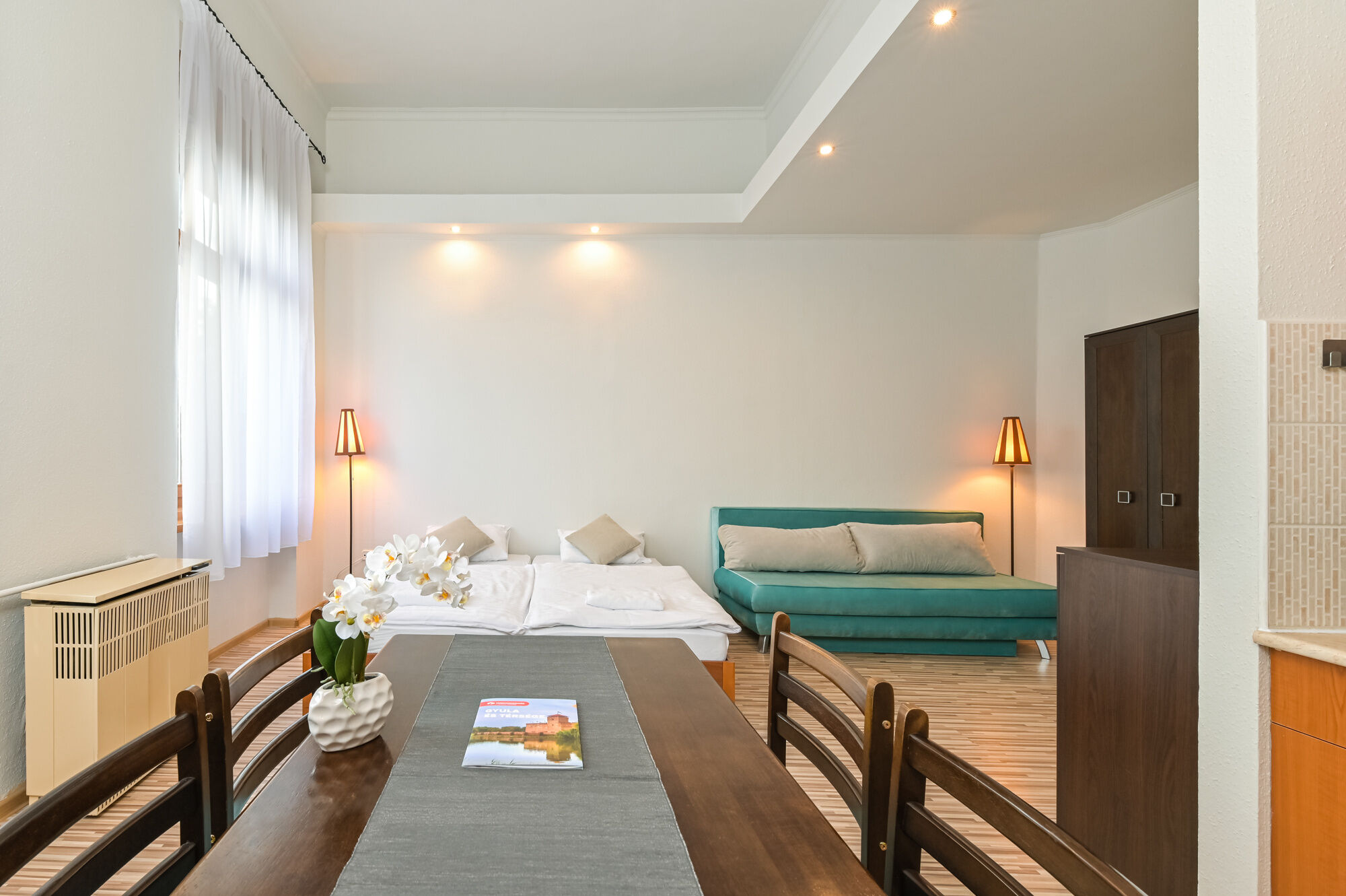 Világóra Apartman Gyula