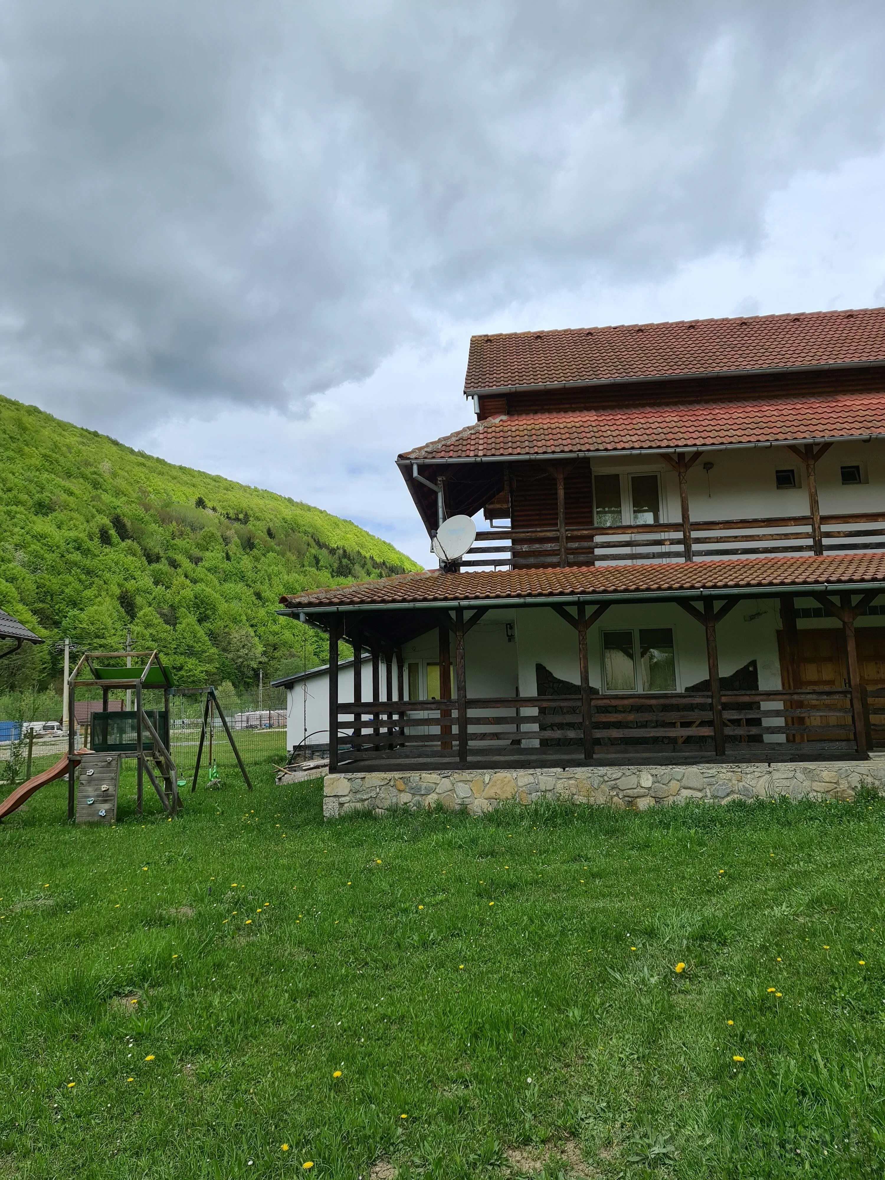 Vila Roua Muntilor Moroeni