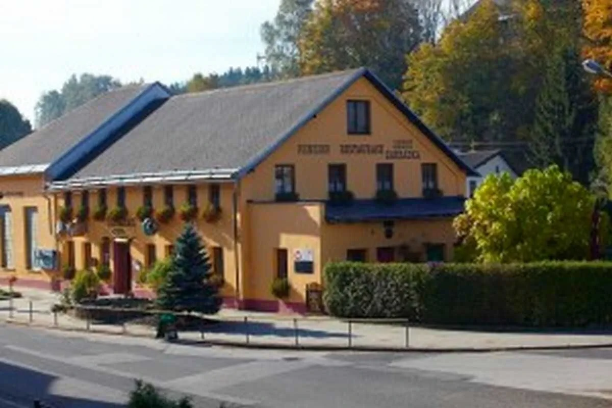 Staropacká sokolovna Stará Paka