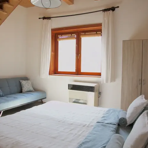 Francia&aacute;gy &eacute;s kanap&eacute;