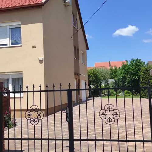 Appartamenti Delle Vacanze Keszthely 002 kép