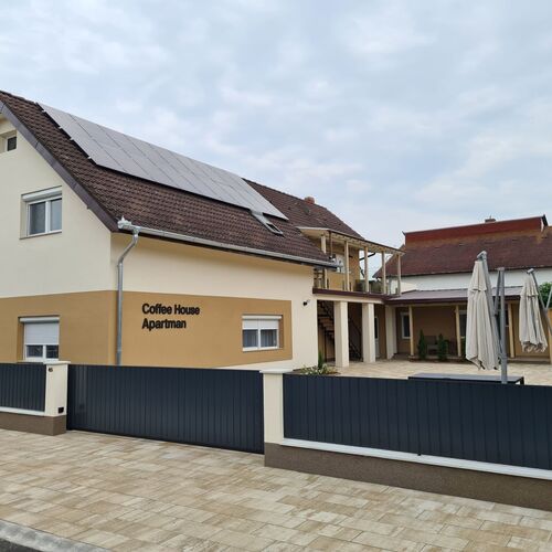 Coffee House Apartman Balatonlelle  2