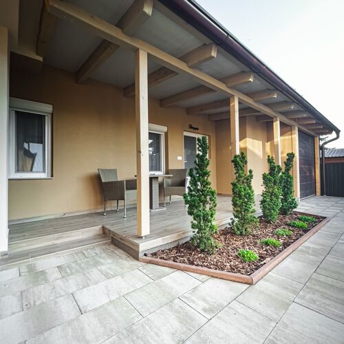 Coffee House Apartman Balatonlelle  3