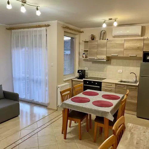 Márta Apartman Hajdúszoboszló 011 kép