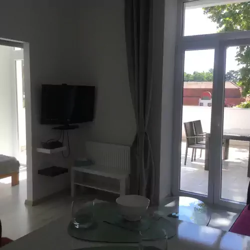 Móló 2 Fontana Apartman Balatonlelle 003 kép